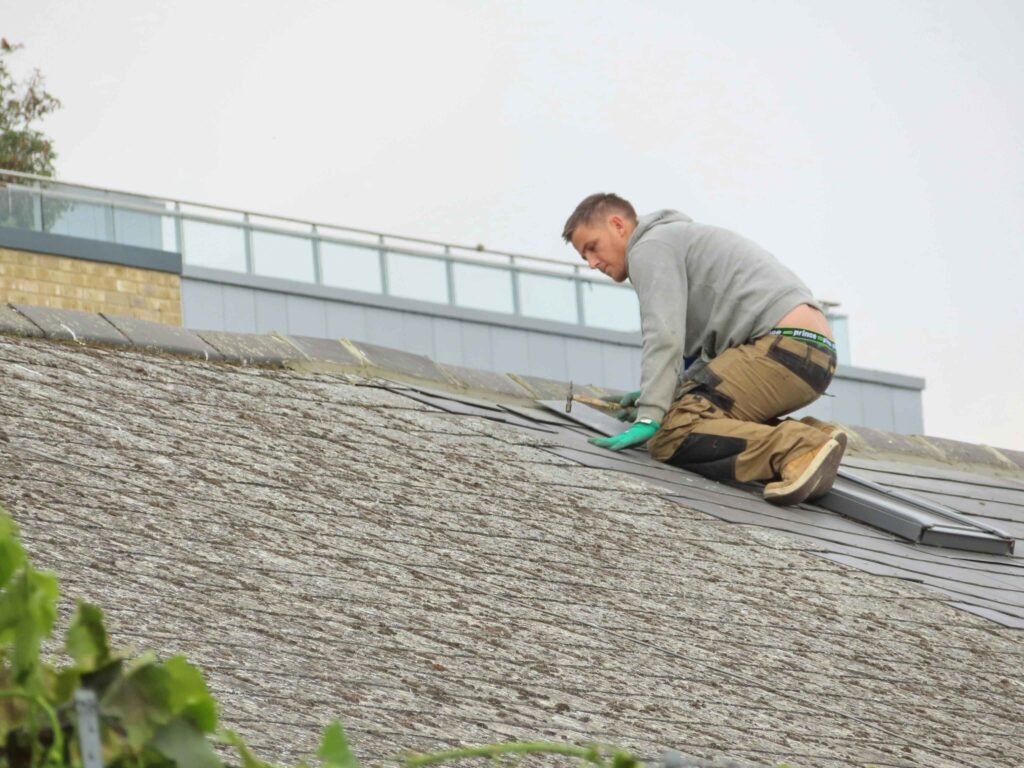 roof repair vs roof replacement